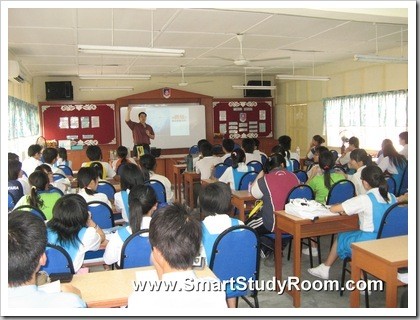 SMK_Tun_Aminah_Talk_02